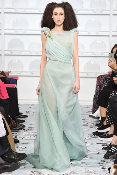 Look 43